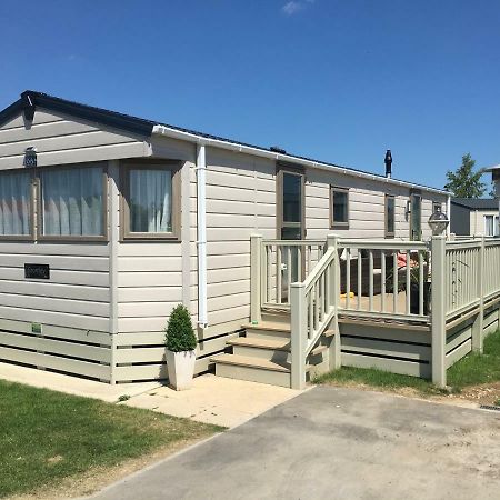 Caravans Tattershall Lakes Villa Luaran gambar