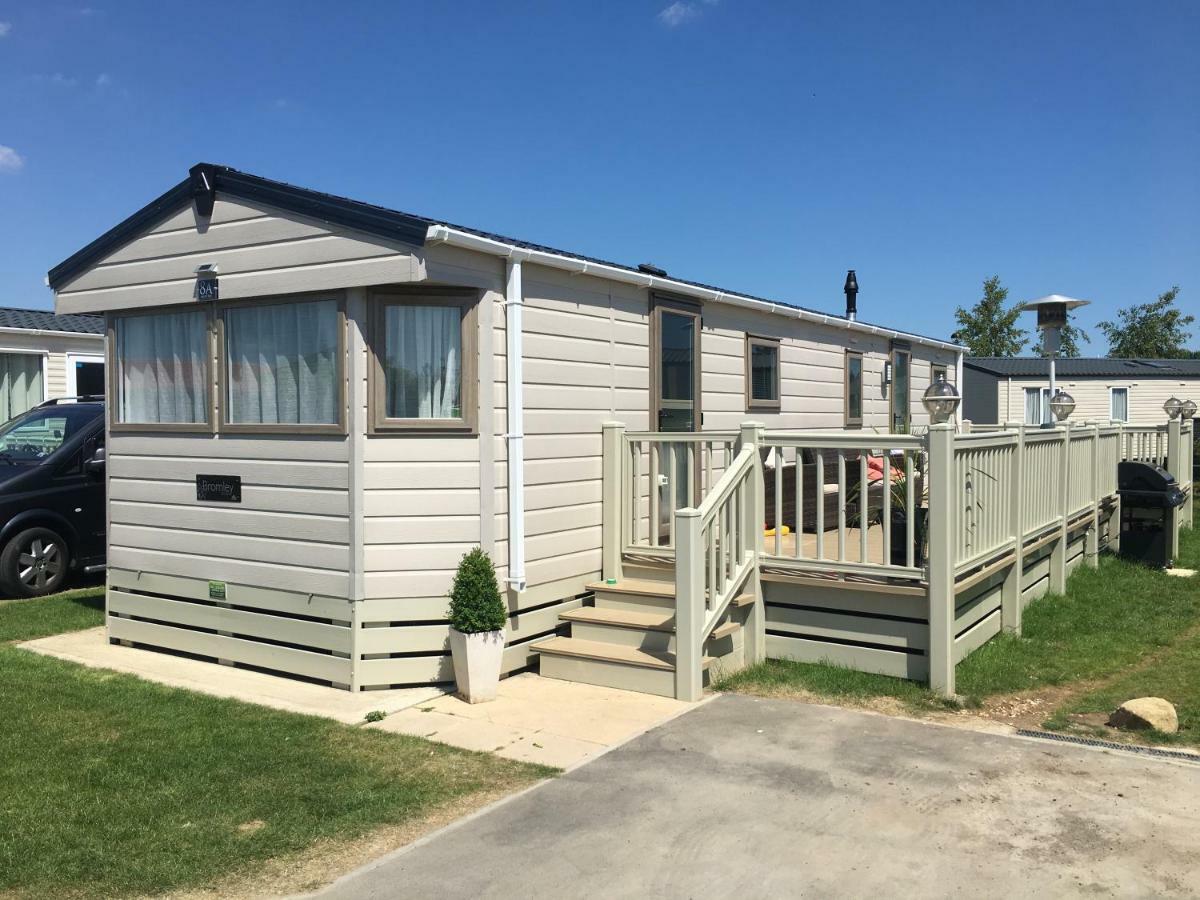 Caravans Tattershall Lakes Villa Luaran gambar